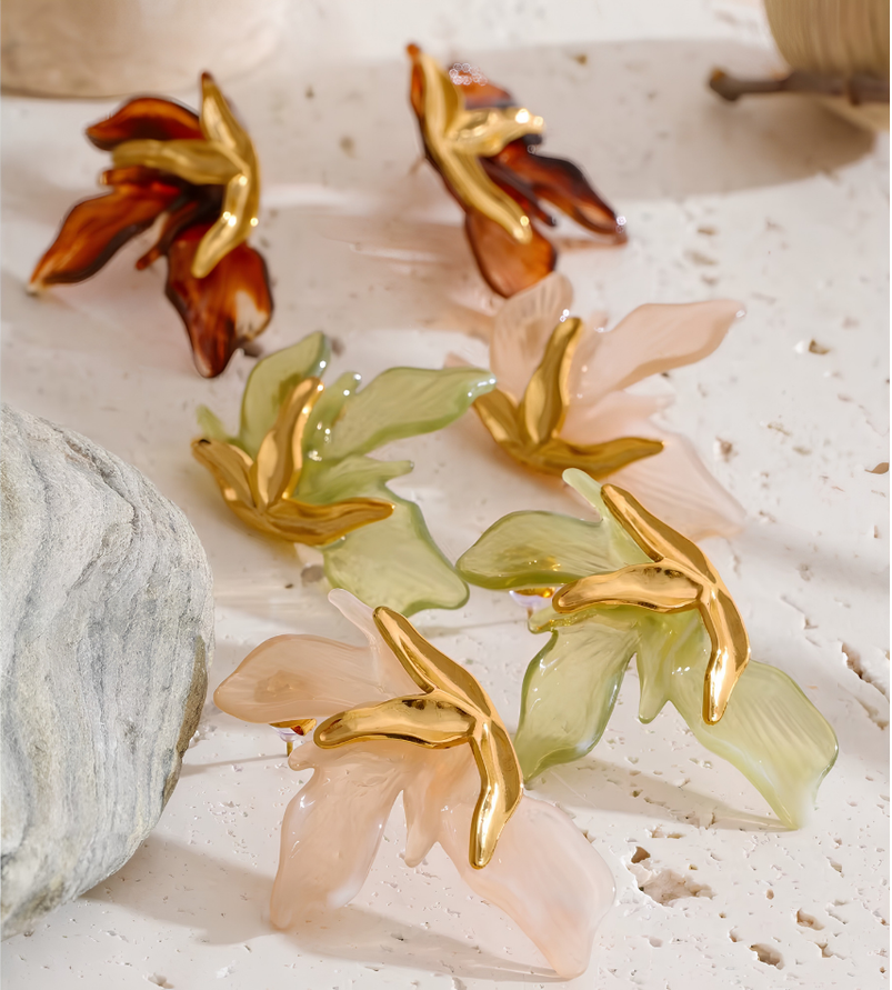 Amber Floral Vintage Gold Earrings