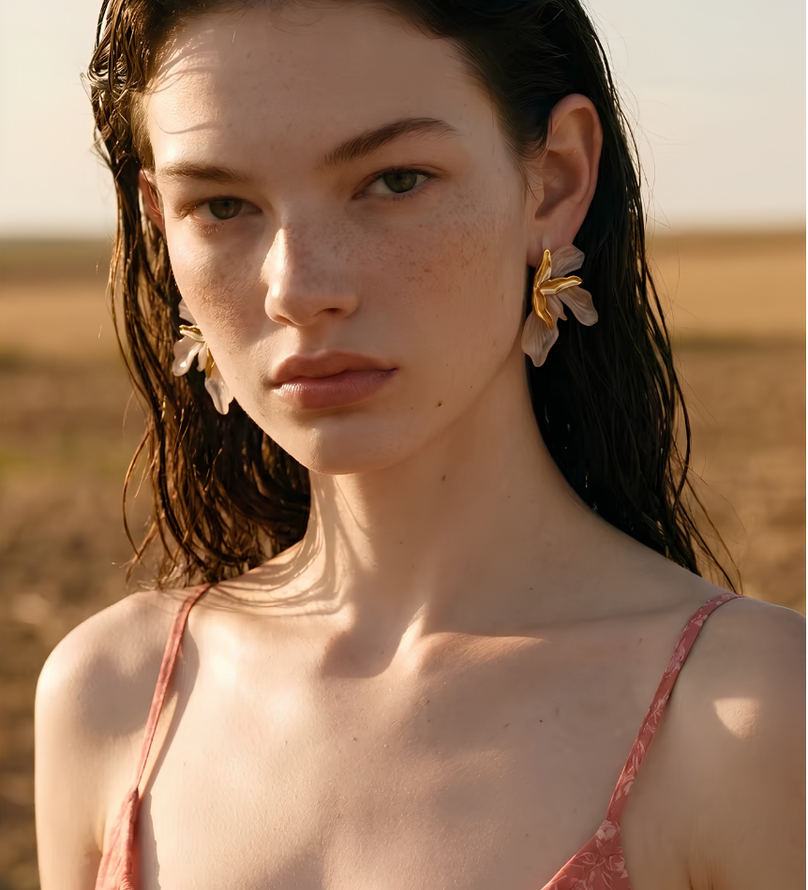 Amber Floral Vintage Gold Earrings