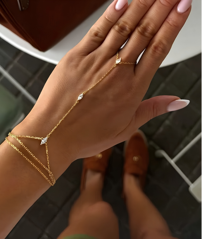 Nusa Vintage Handchain